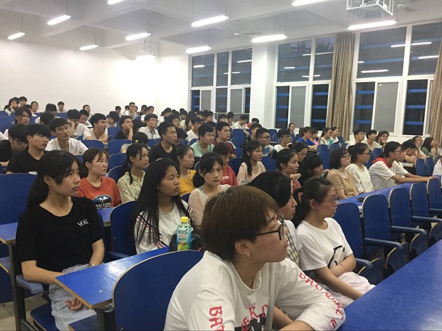 国产成人精品一区二区三区