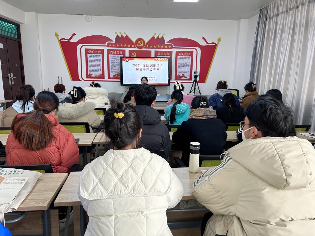 国产成人精品一区二区三区