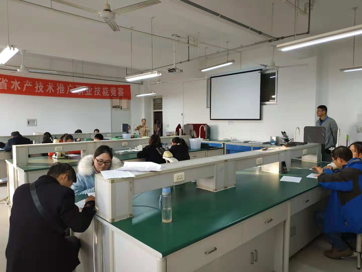国产成人精品一区二区三区