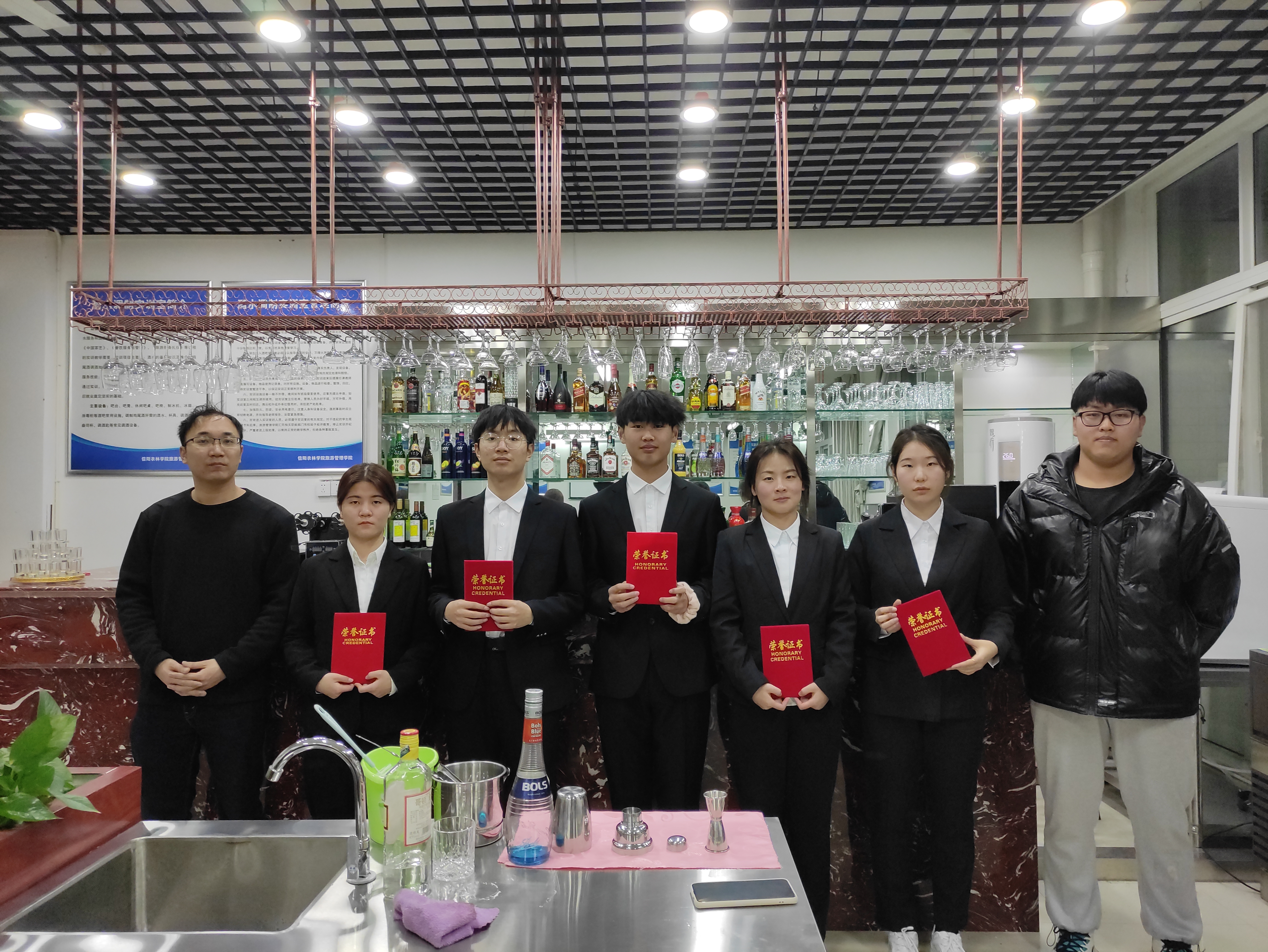 国产成人精品一区二区三区
