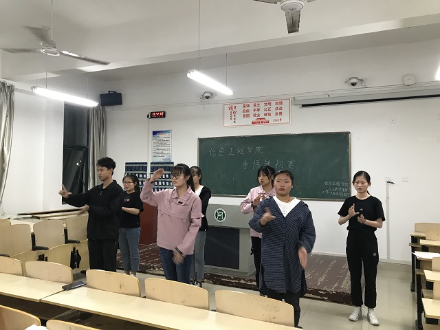 国产成人精品一区二区三区