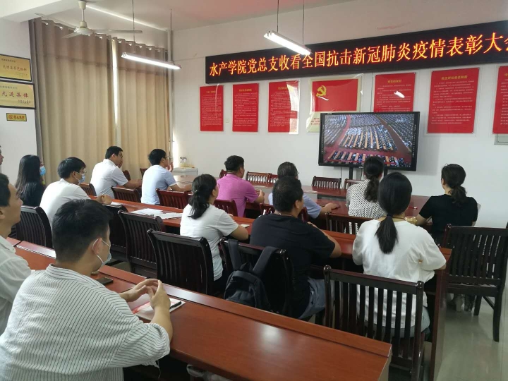 国产成人精品一区二区三区