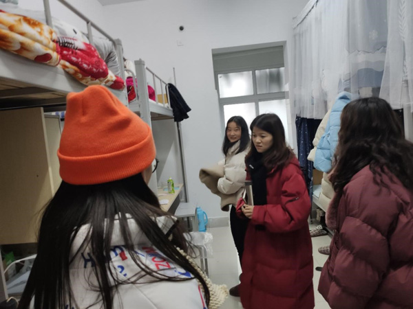国产成人精品一区二区三区