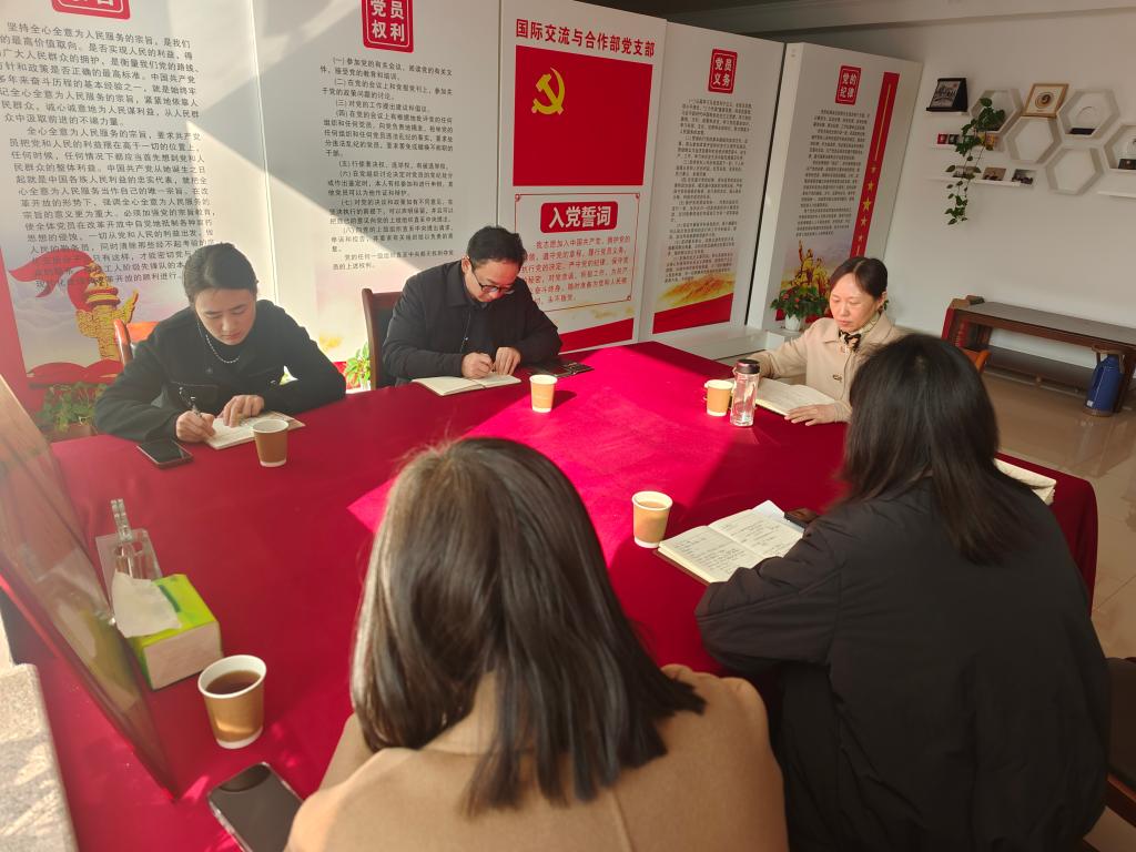 国产成人精品一区二区三区