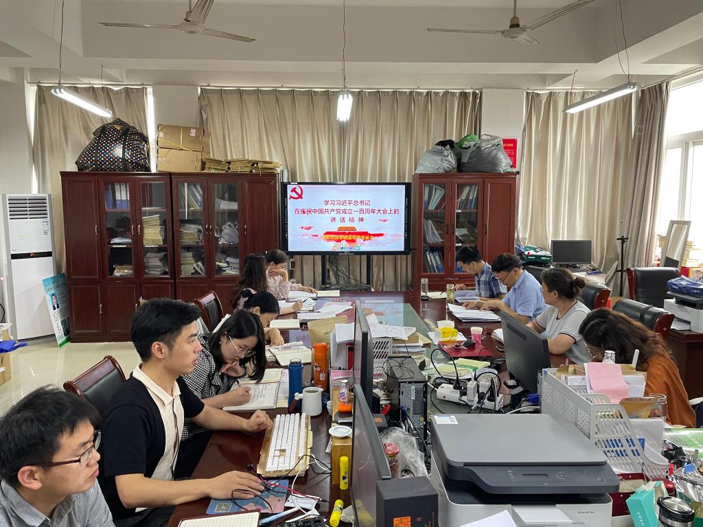 国产成人精品一区二区三区