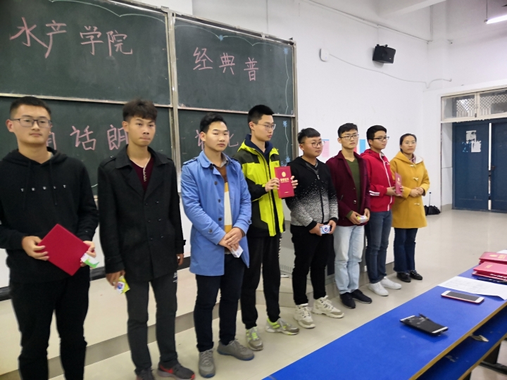 国产成人精品一区二区三区