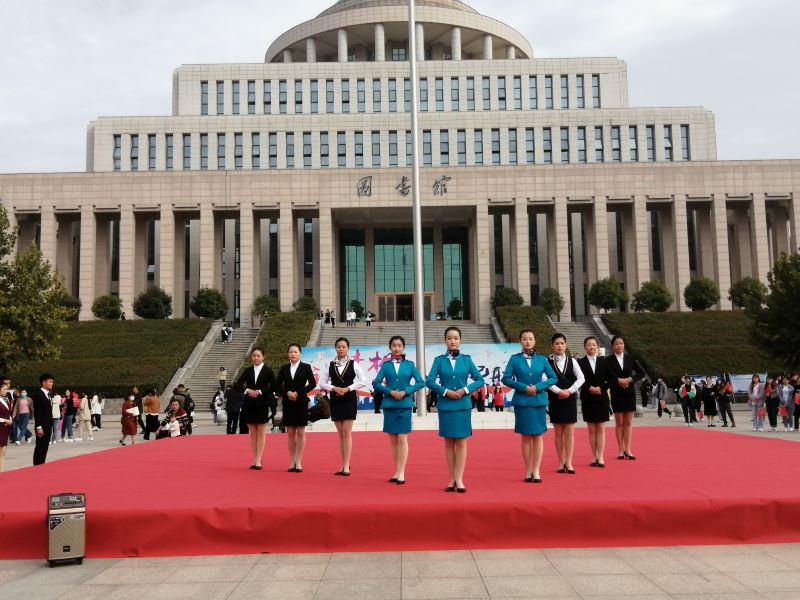 国产成人精品一区二区三区