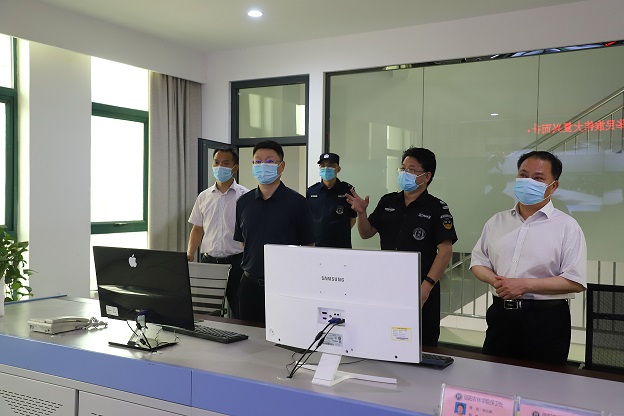 国产成人精品一区二区三区