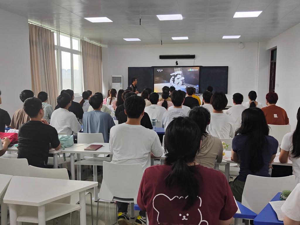 国产成人精品一区二区三区