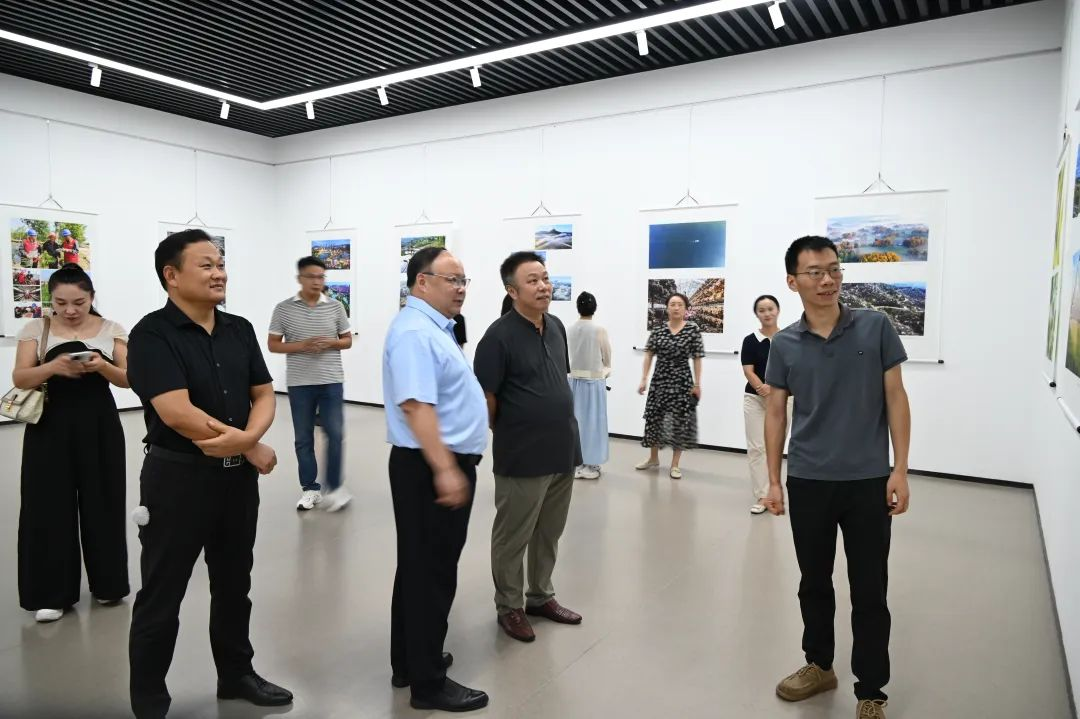 国产成人精品一区二区三区