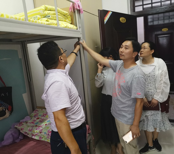国产成人精品一区二区三区
