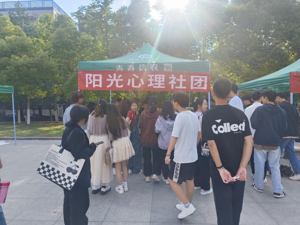 国产成人精品一区二区三区