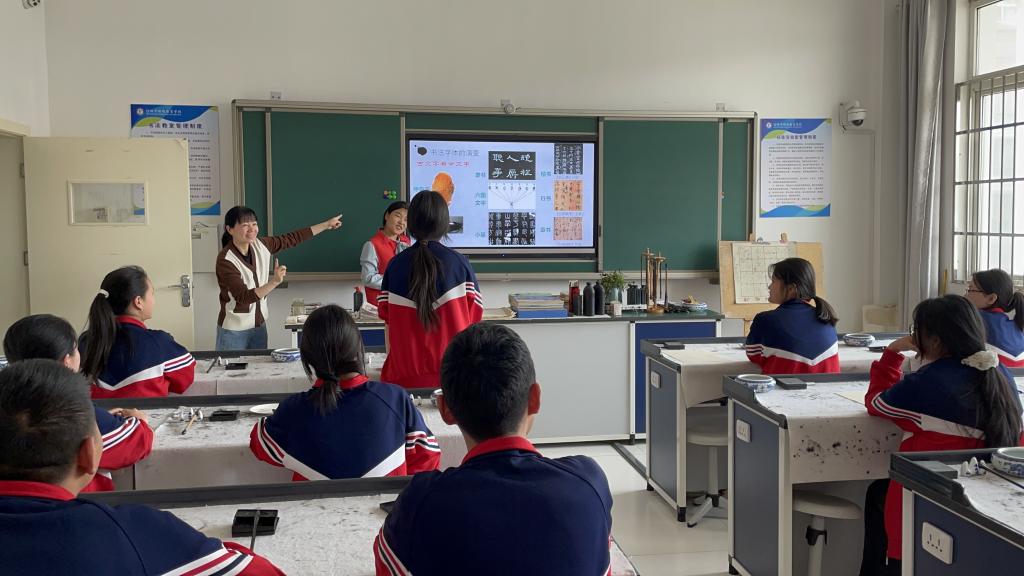 国产成人精品一区二区三区