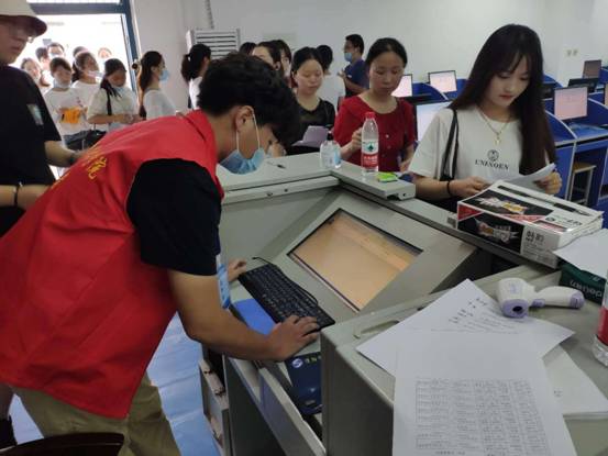 国产成人精品一区二区三区