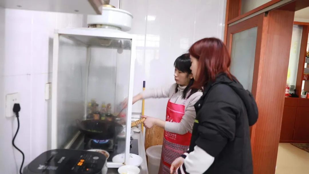 国产成人精品一区二区三区