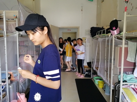 国产成人精品一区二区三区