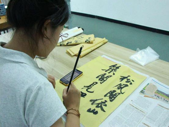 国产成人精品一区二区三区
