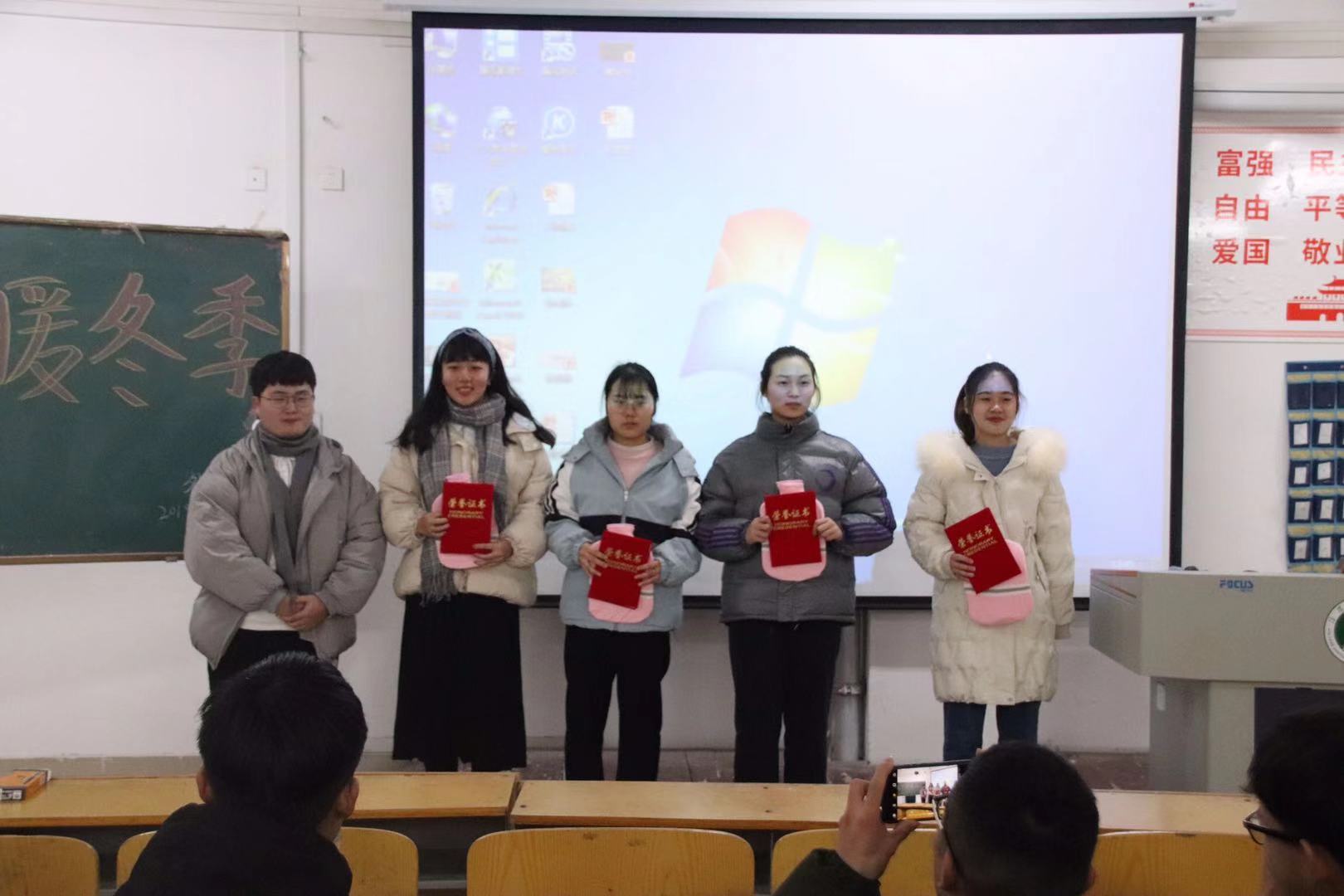 国产成人精品一区二区三区