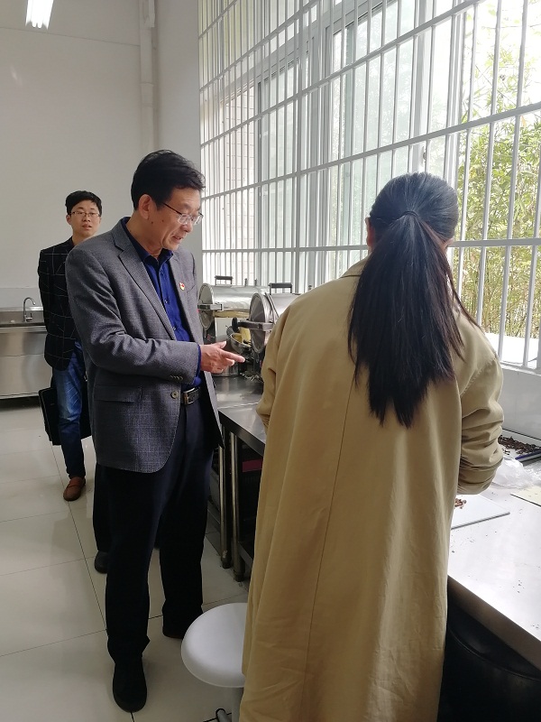 国产成人精品一区二区三区