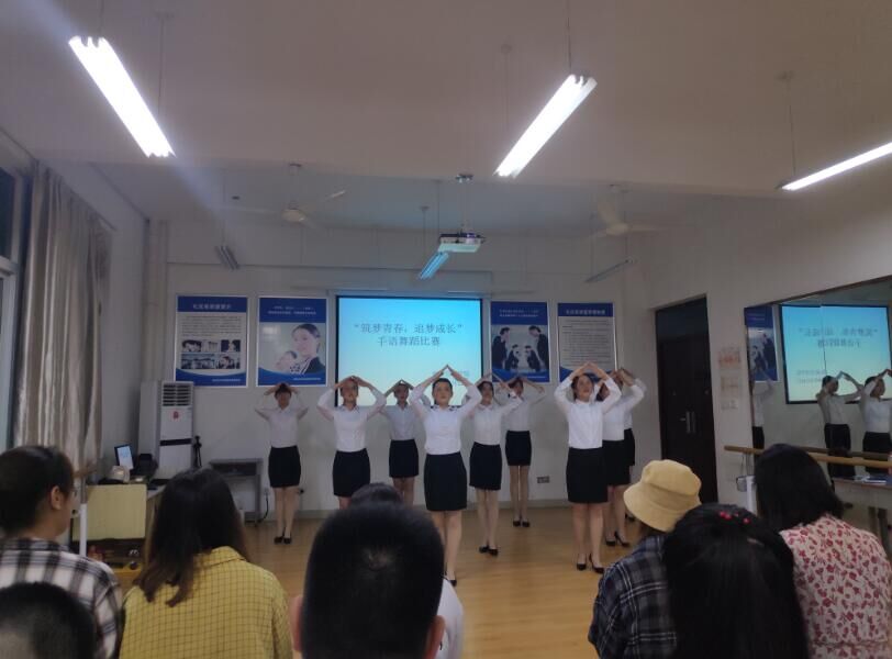 国产成人精品一区二区三区