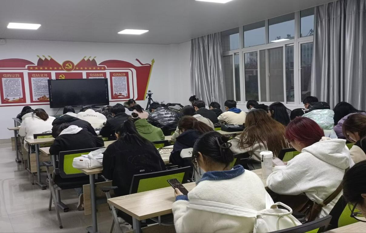 国产成人精品一区二区三区
