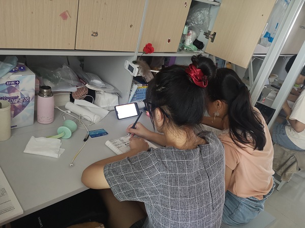 国产成人精品一区二区三区