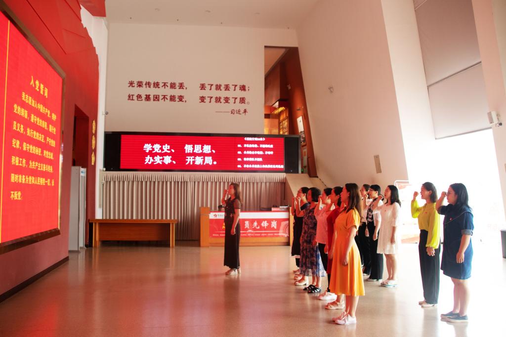 国产成人精品一区二区三区