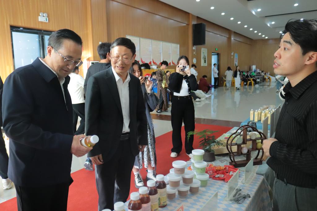 国产成人精品一区二区三区