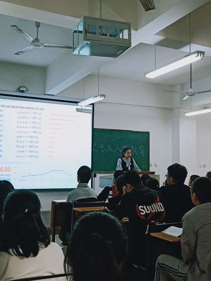 国产成人精品一区二区三区
