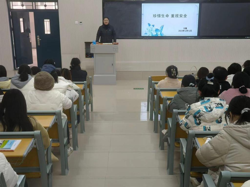 国产成人精品一区二区三区