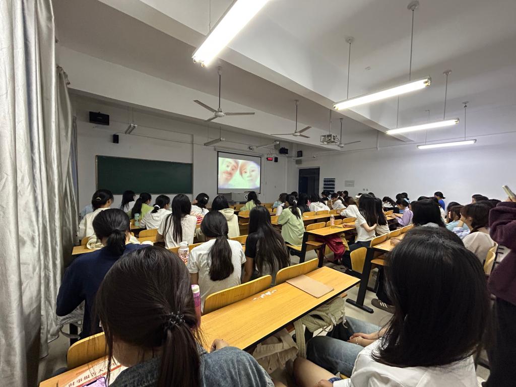 国产成人精品一区二区三区