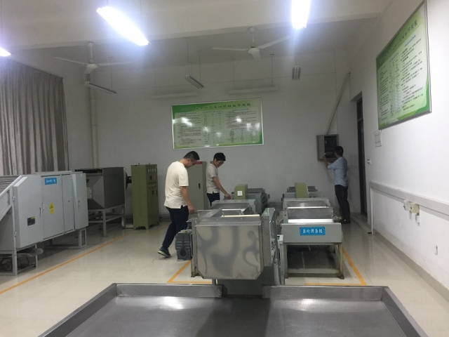 国产成人精品一区二区三区