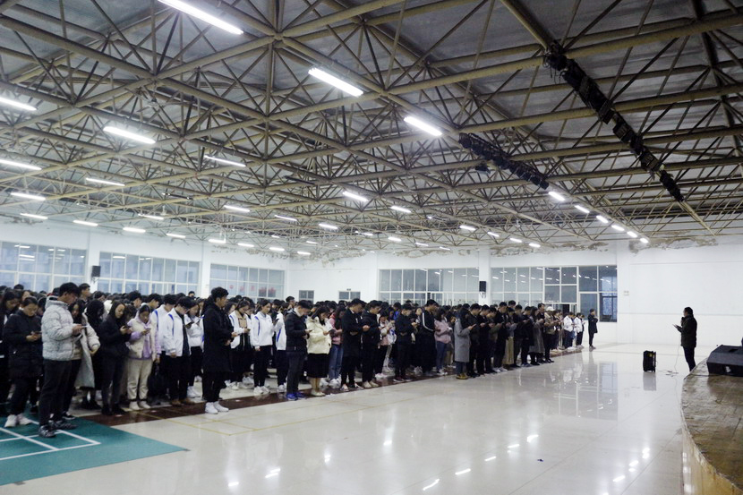 国产成人精品一区二区三区