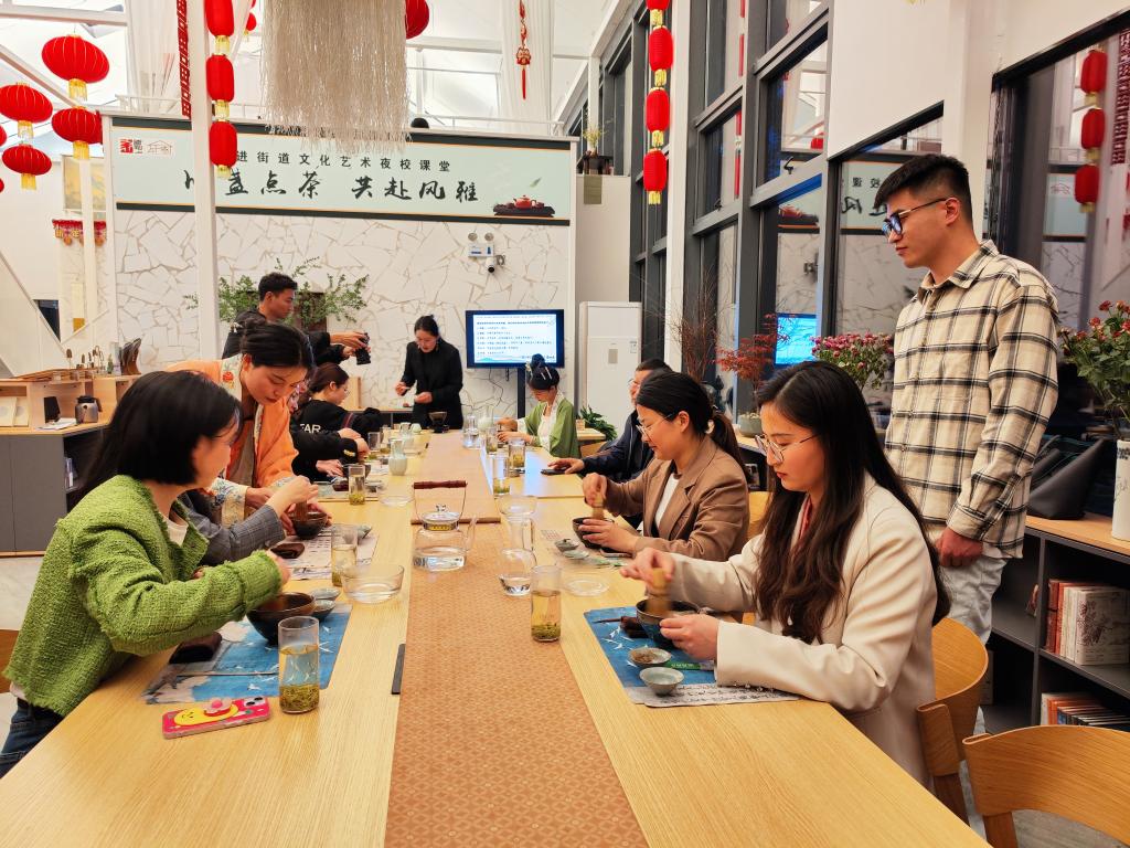 国产成人精品一区二区三区