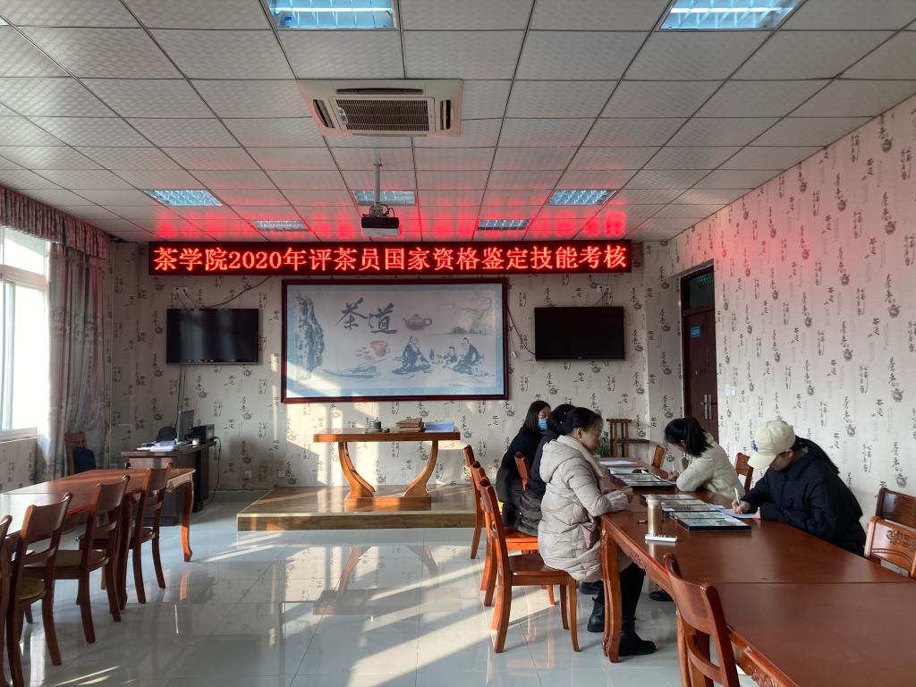 国产成人精品一区二区三区