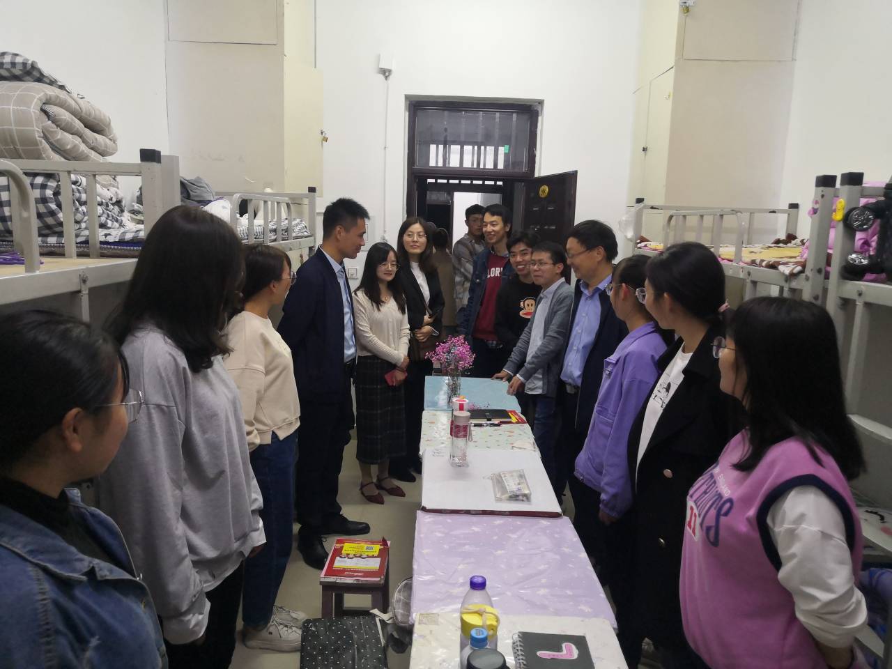 国产成人精品一区二区三区