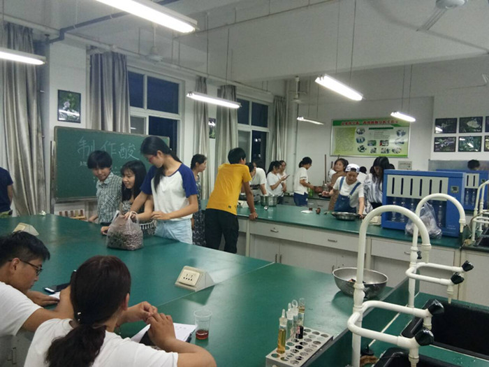 国产成人精品一区二区三区