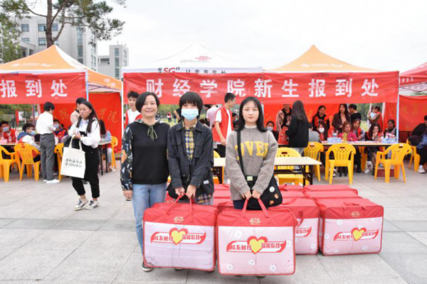 国产成人精品一区二区三区