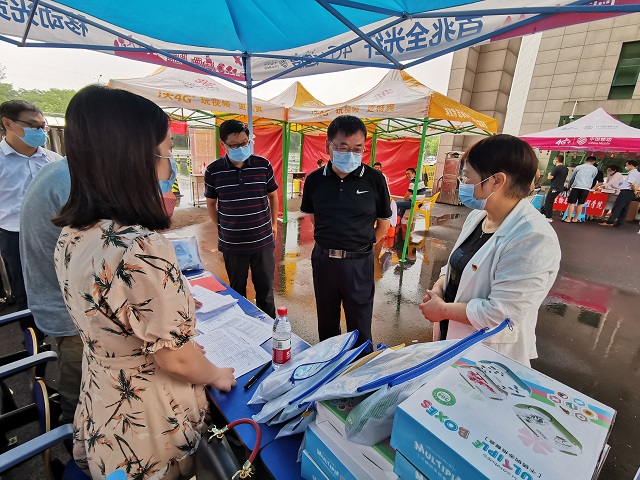 国产成人精品一区二区三区
