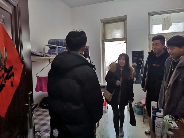 国产成人精品一区二区三区