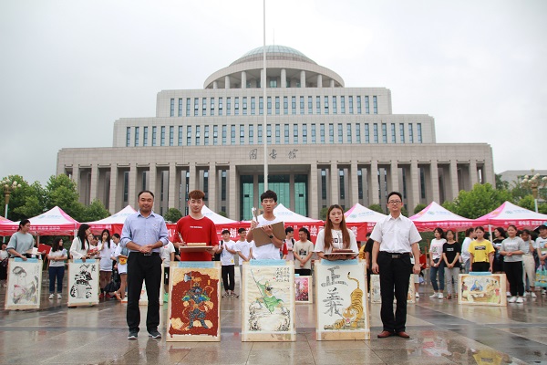 国产成人精品一区二区三区