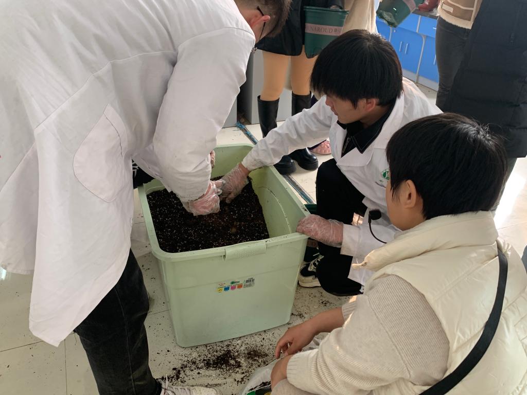 国产成人精品一区二区三区