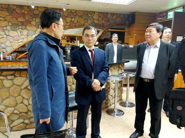 国产成人精品一区二区三区