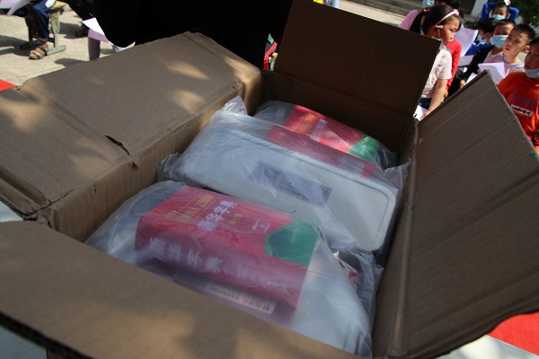 国产成人精品一区二区三区