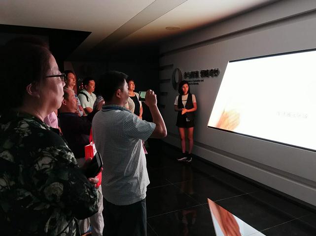 国产成人精品一区二区三区