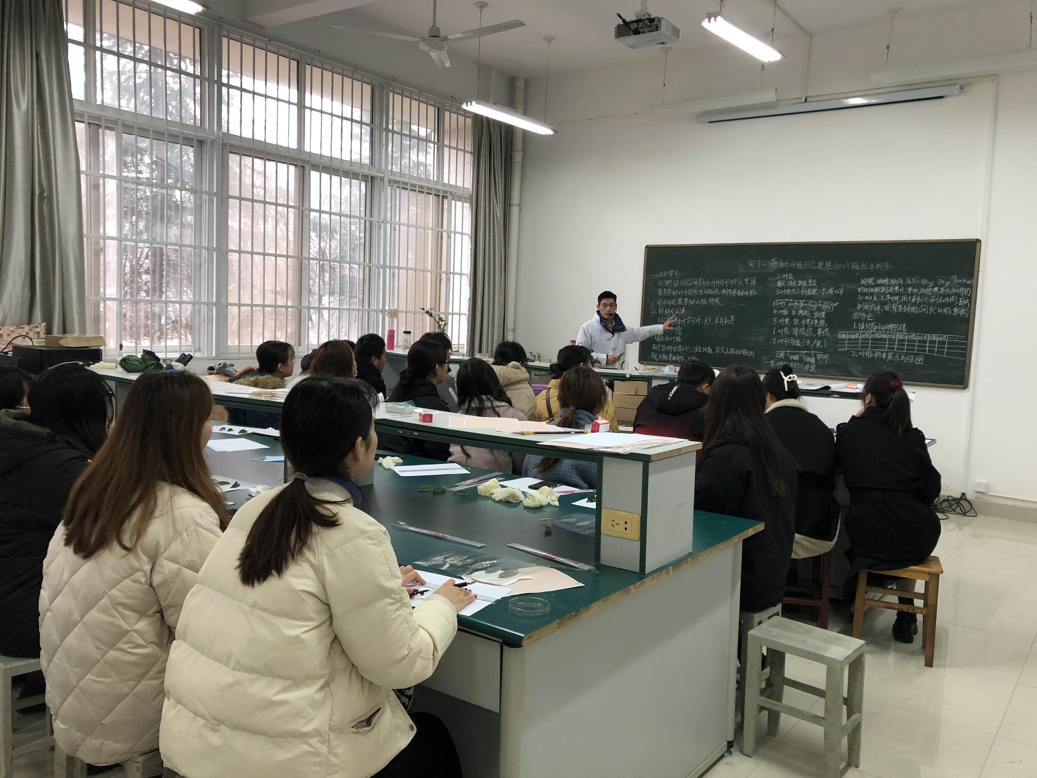 国产成人精品一区二区三区