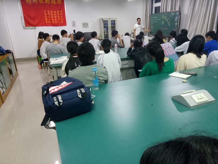 国产成人精品一区二区三区