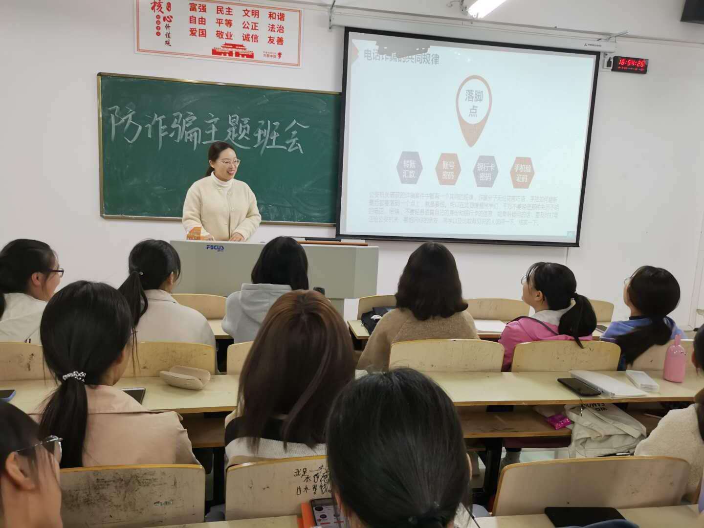 国产成人精品一区二区三区