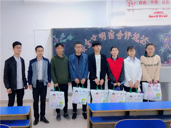 国产成人精品一区二区三区