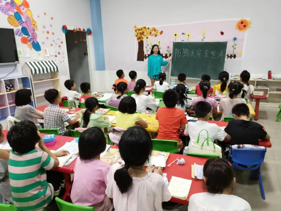 国产成人精品一区二区三区